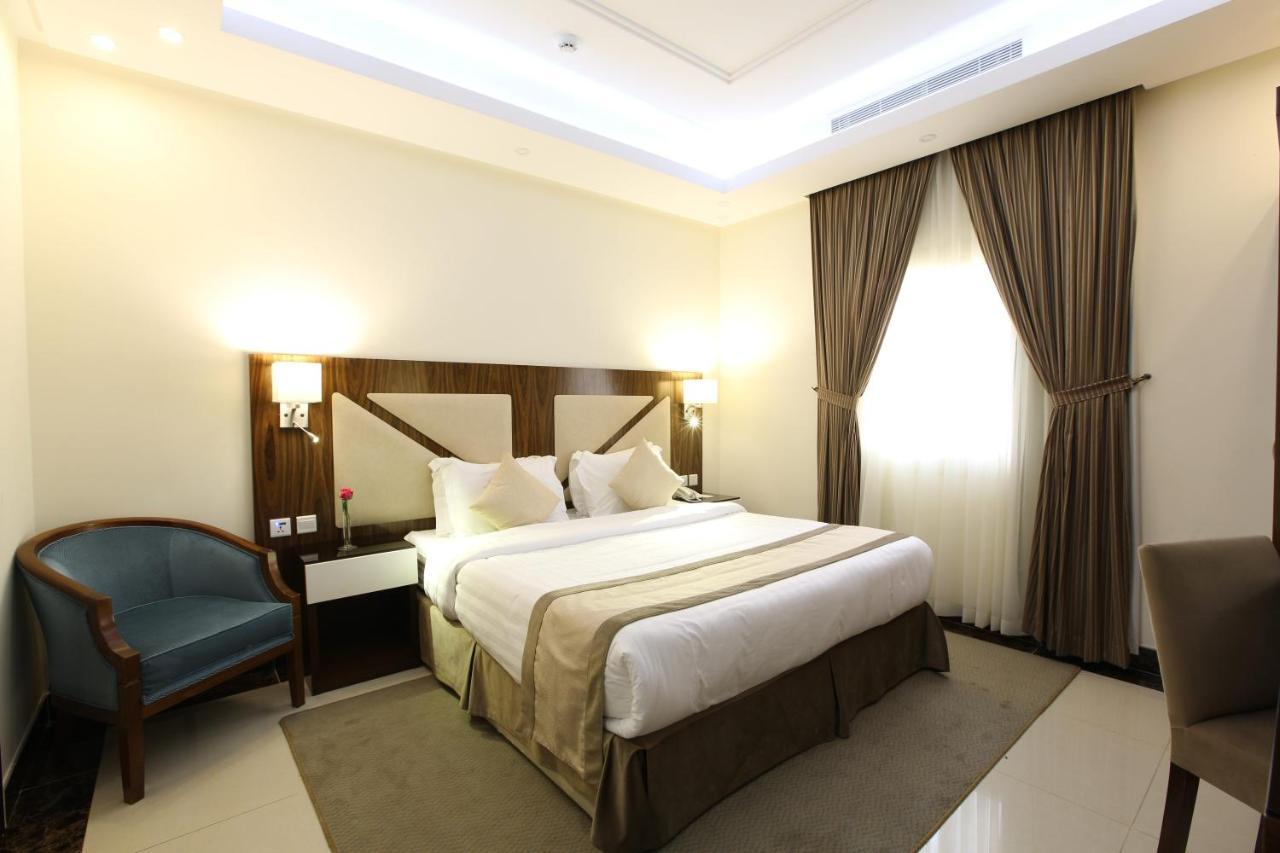 Sun Park Hotel Suites Jeddah Exterior photo