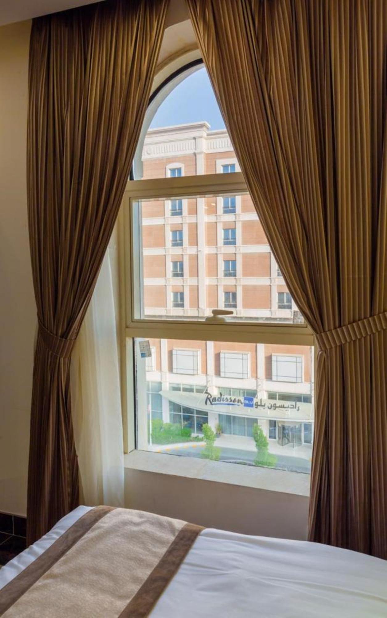 Sun Park Hotel Suites Jeddah Exterior photo